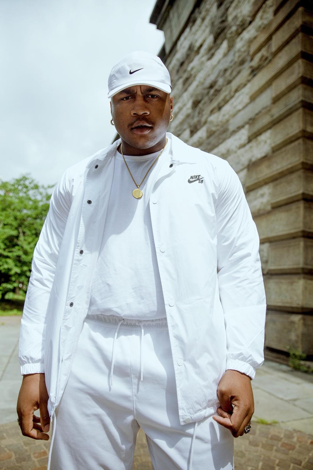 skepta white tracksuit