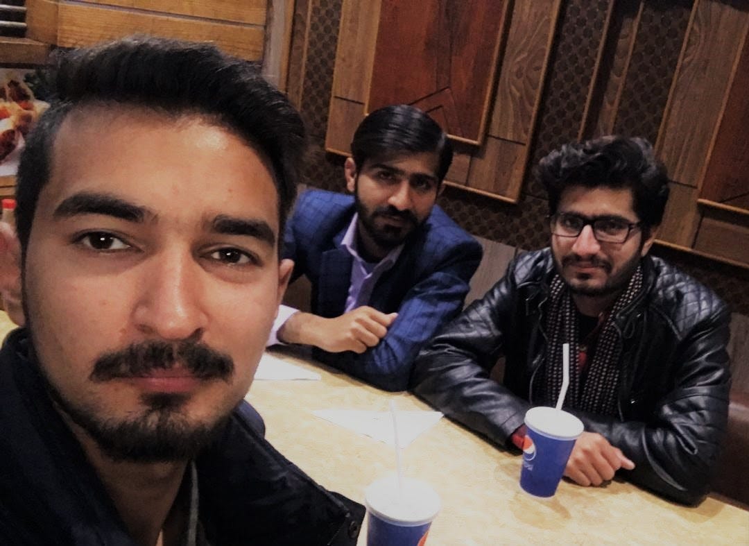 5 Act Of Kindness Donate Money To Old Man By Awais Ali Medium