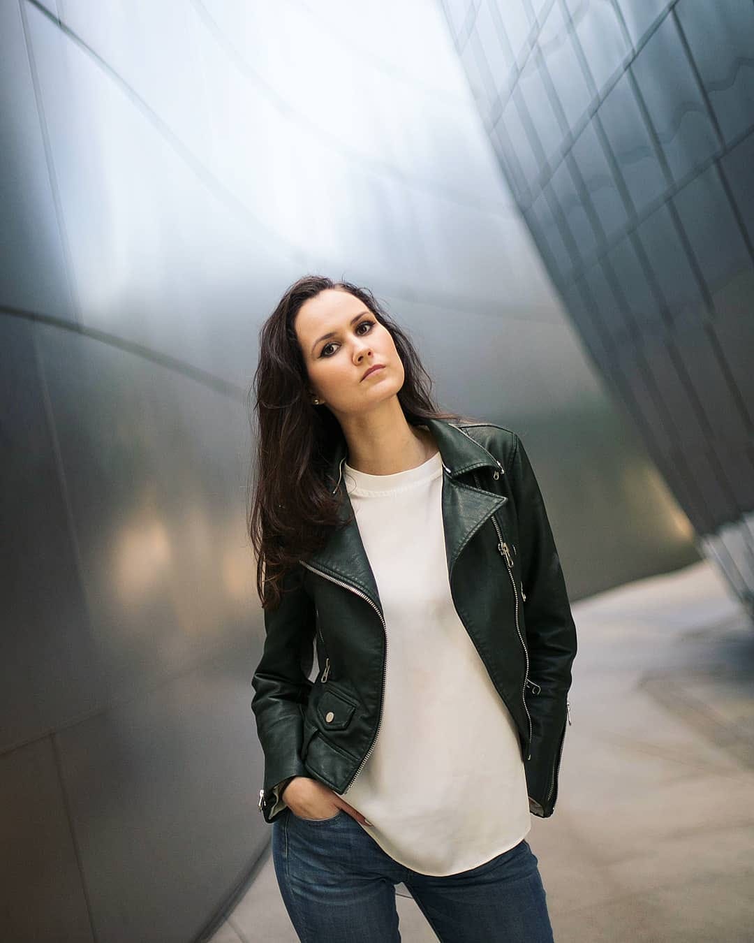 Sydney Watson: “Both sides think the other side is crazy” | by Dominika