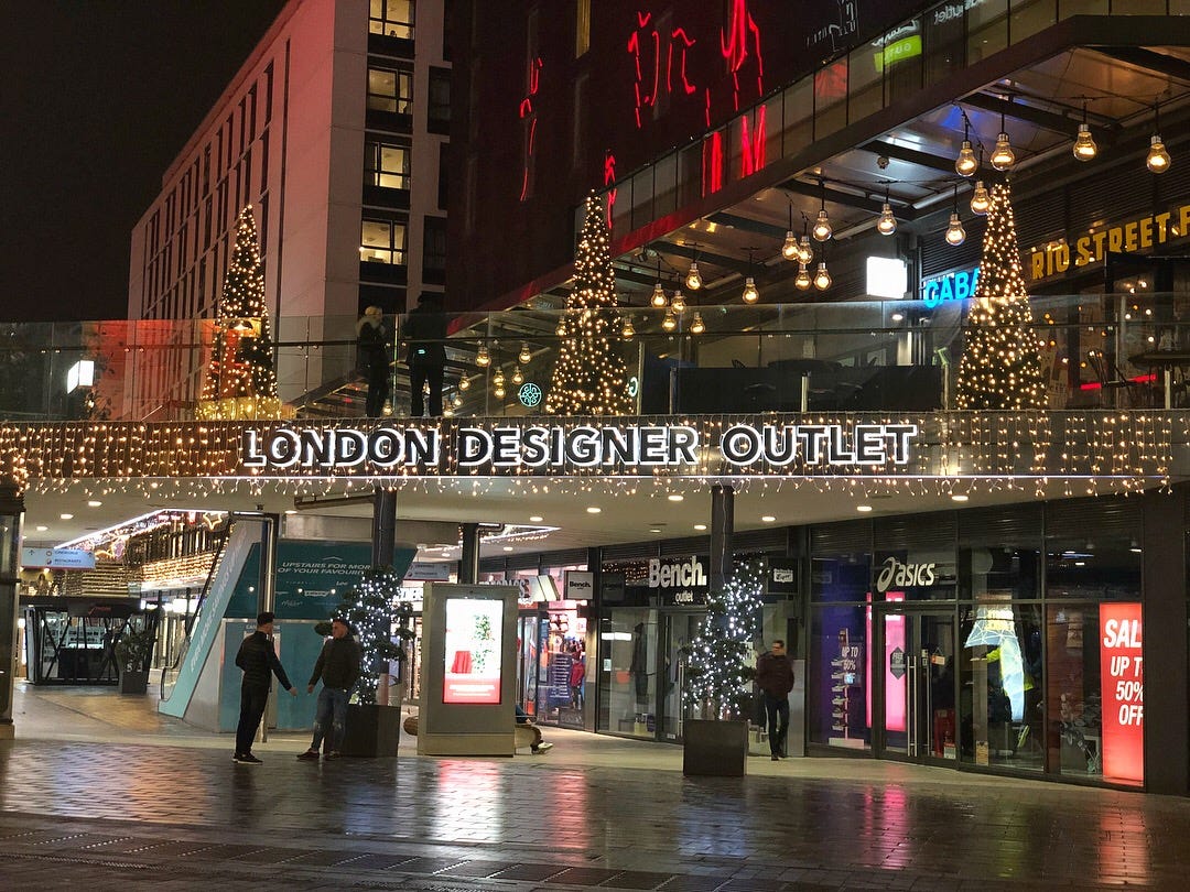 Great Christmas Shopping Experience at London Designer Outlet