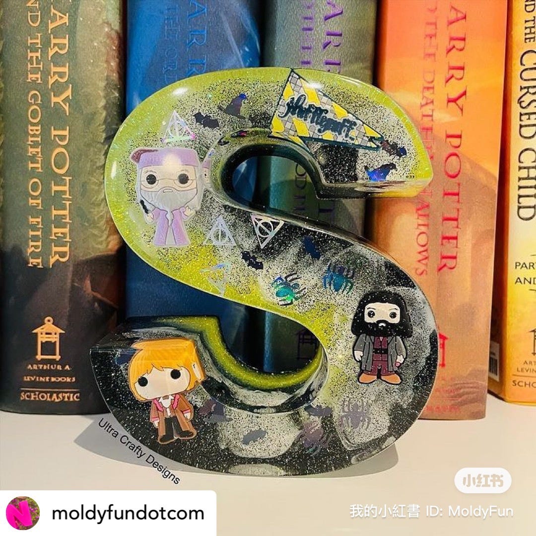 In this blog post, we will discuss how to create stunning resin art