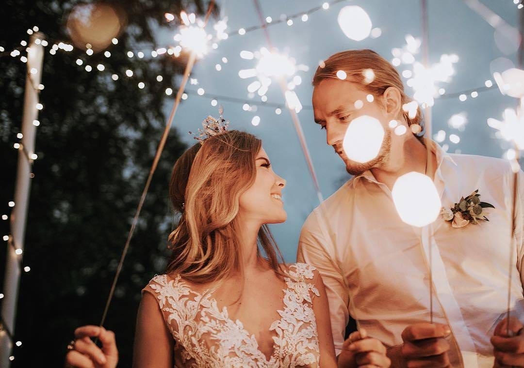 7 Romantic Lighting Ideas For Your Summer Wedding Interior