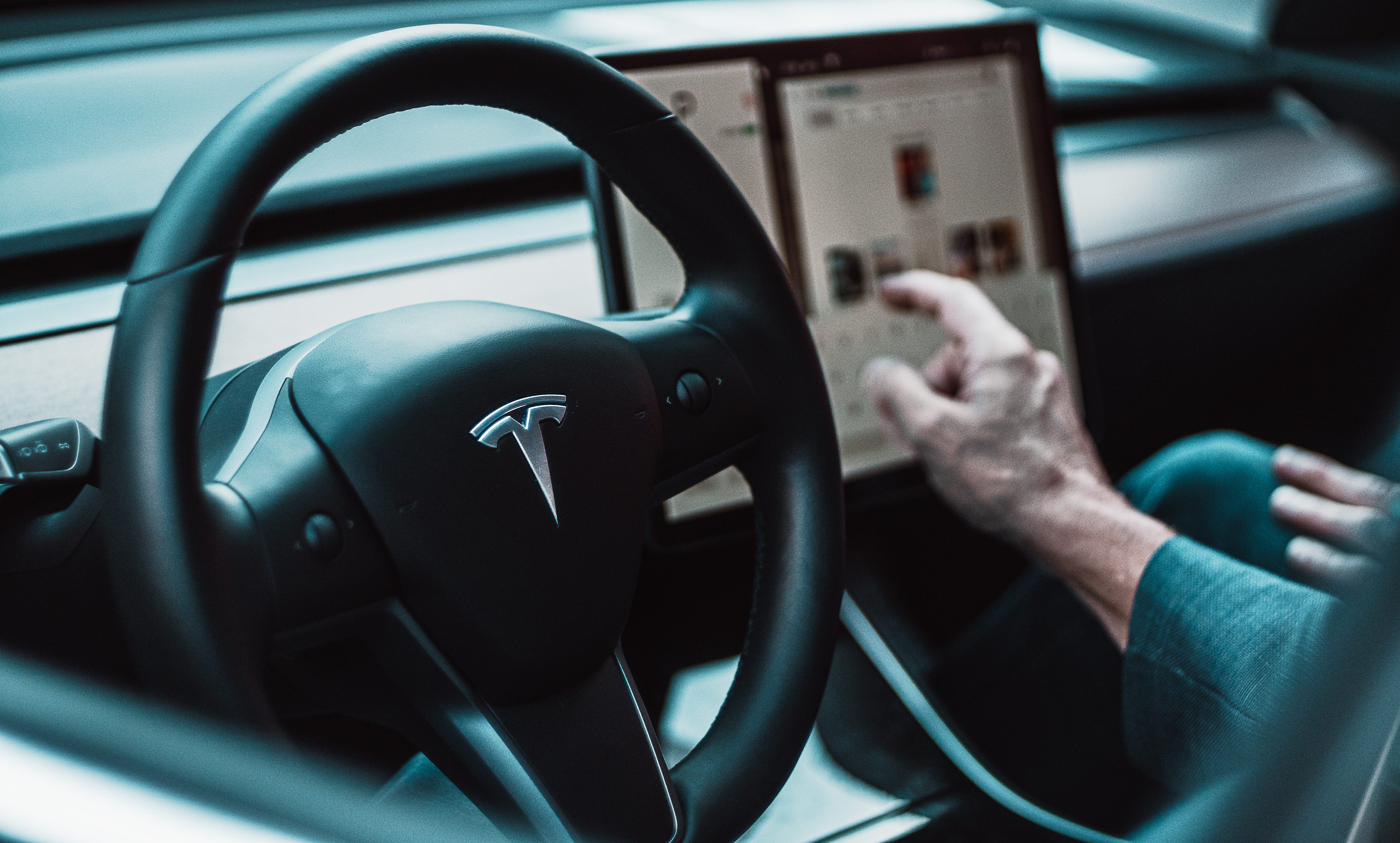 Is Tesla Stock A Buy A Hold Or A Sell What Fund Manager Peter Lynch Would Consider Datadriveninvestor