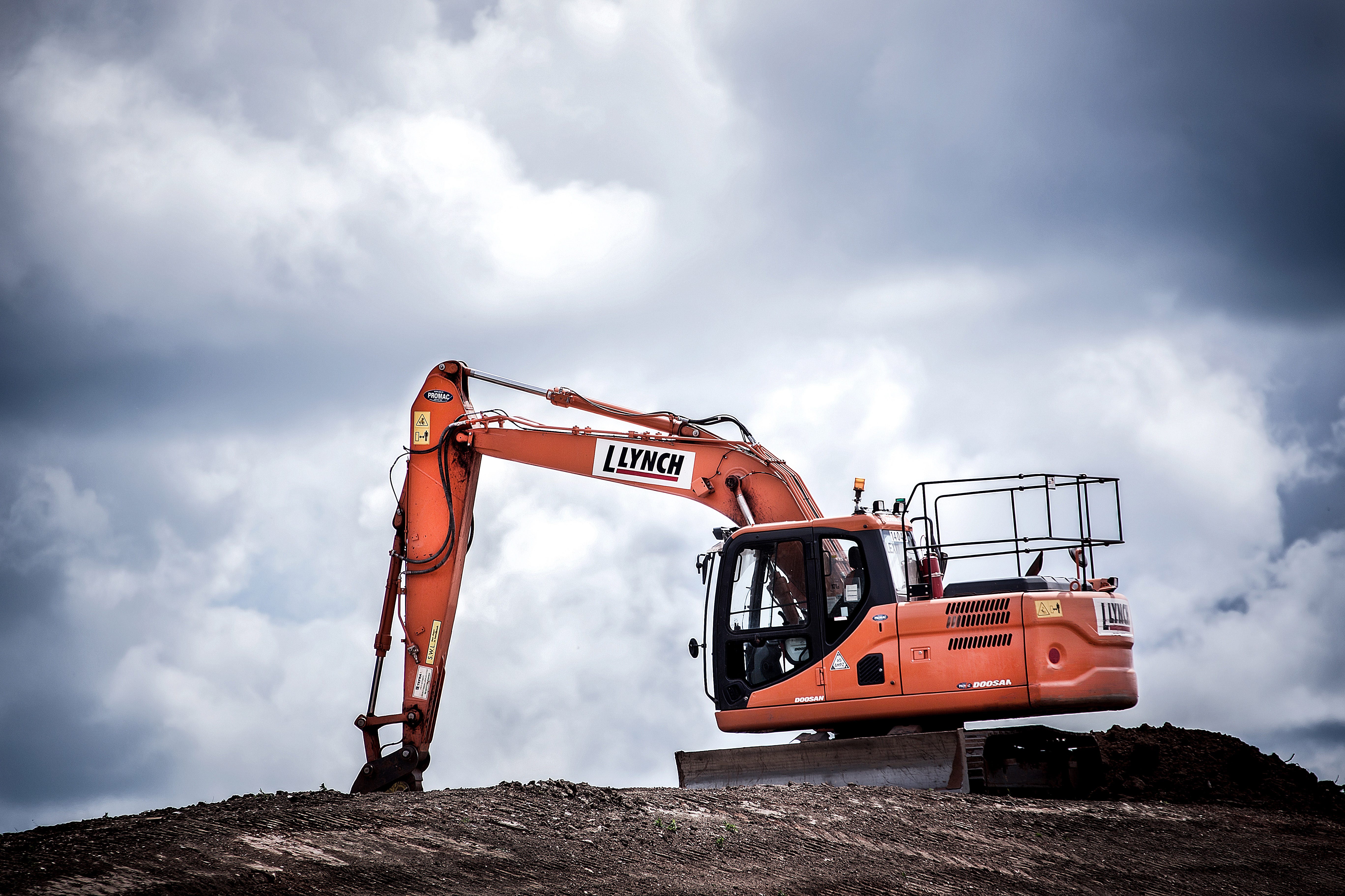 Excavator image for Building a counter app section.