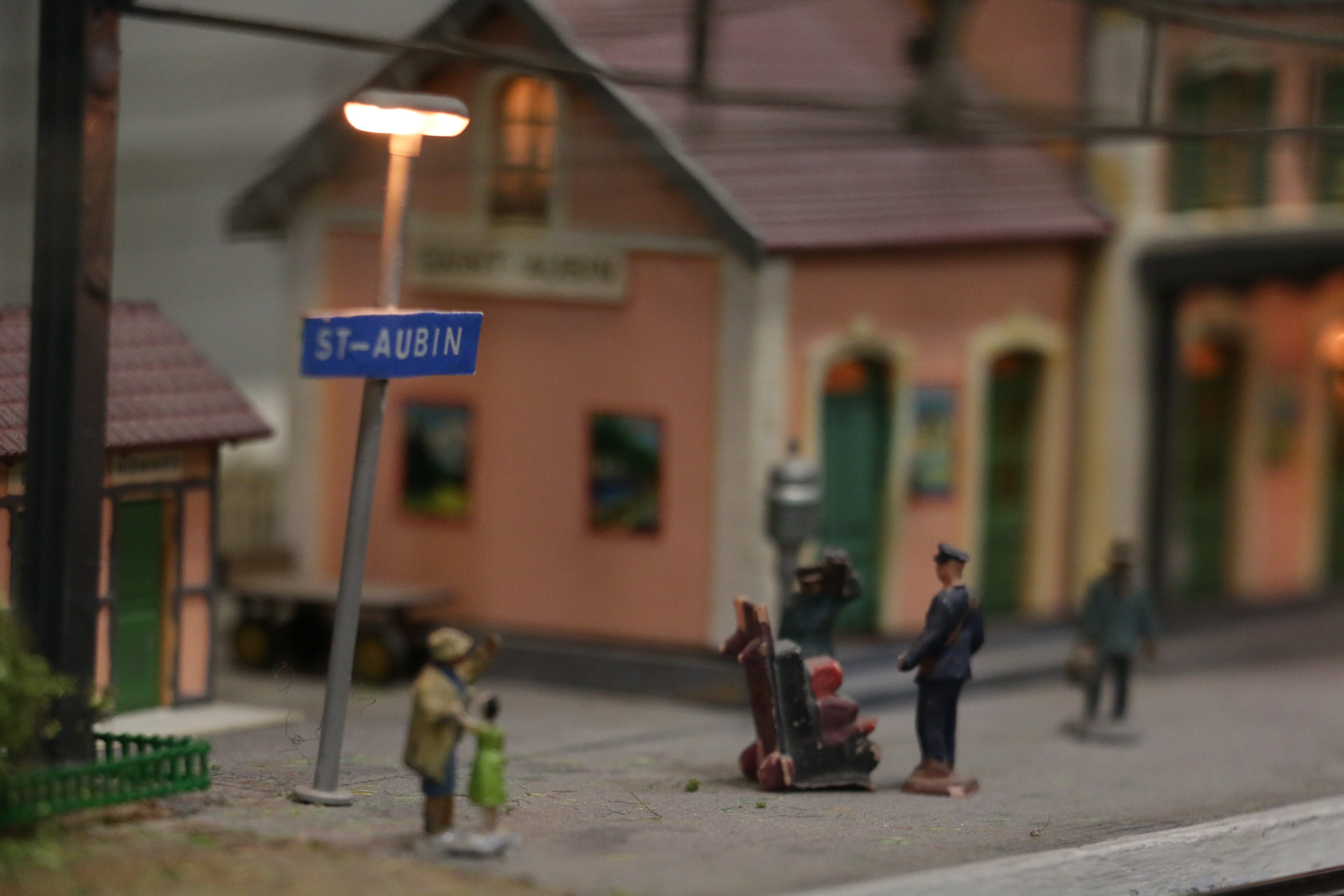 L Histoire Du Club Secret De Trains Miniatures Sous La Gare De L Est By Targo Medium