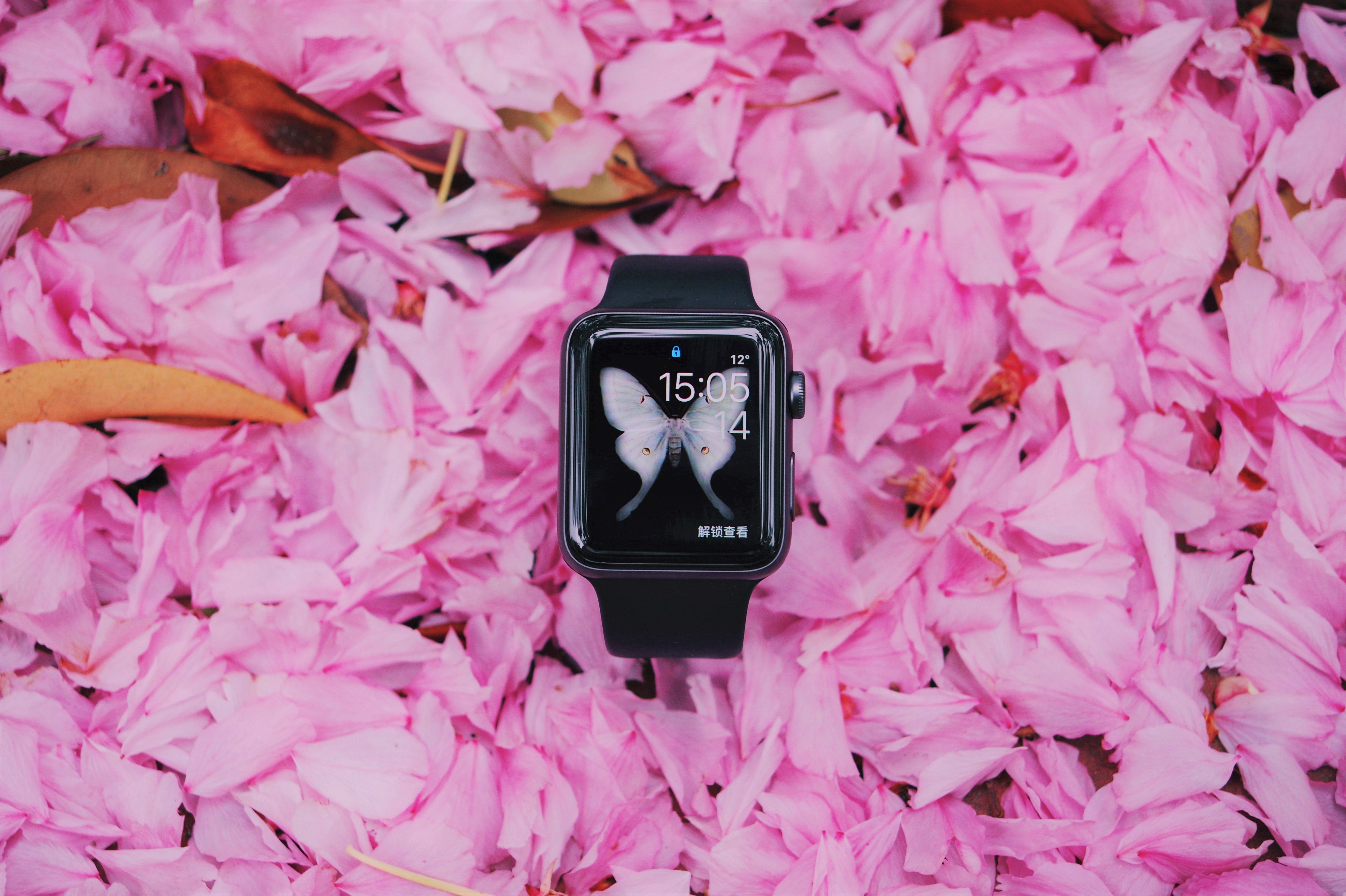 4 Ways To Use A Smartwatch To Manage General Anxiety By Gillian Sisley Invisible Illness Medium
