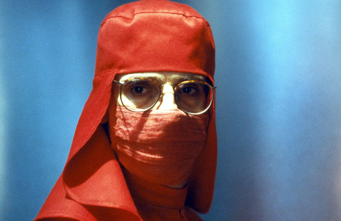 Film Review — Dead Ringers (1988) | by 𝕽𝖆𝖚𝖙𝖍𝖆 | Rough Cuts | Jan, 2023 ...