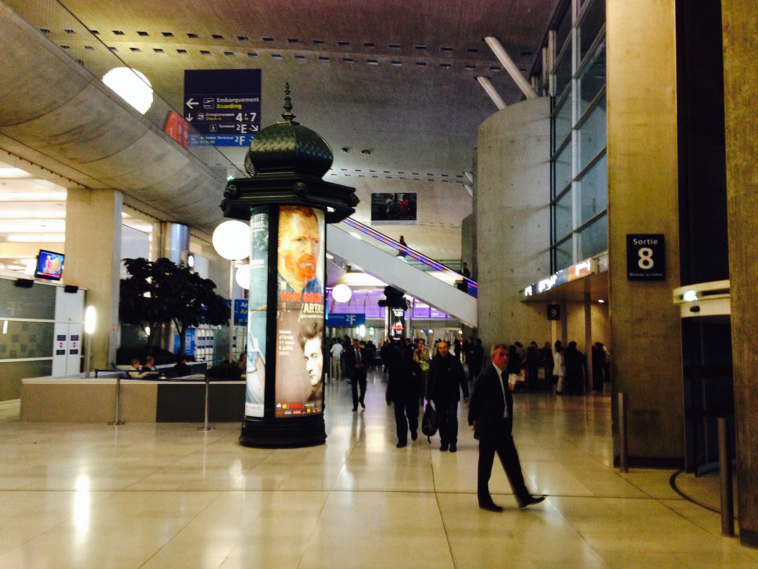 The Paris Charles De Gaulle (CDG) Arrival Experience — Terminals 2E and 2F by Eric from The Paris Charles De Gaulle (CDG) Arrival Experience — Terminals 2E and 2F by Eric from