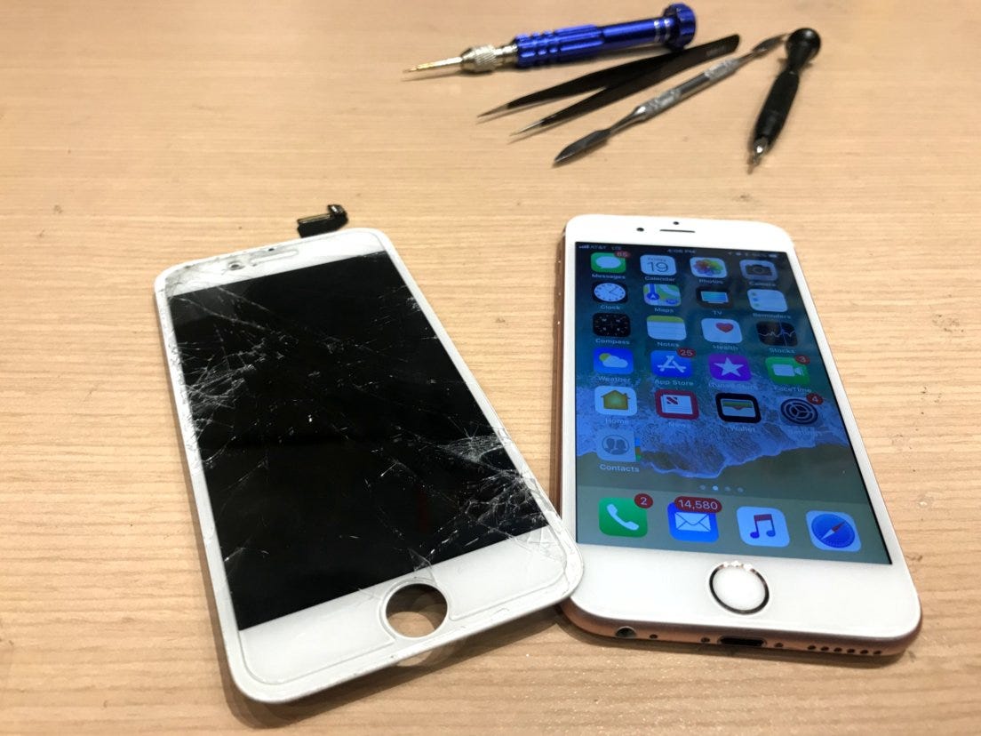 iPhone screen repair in Rhode Island