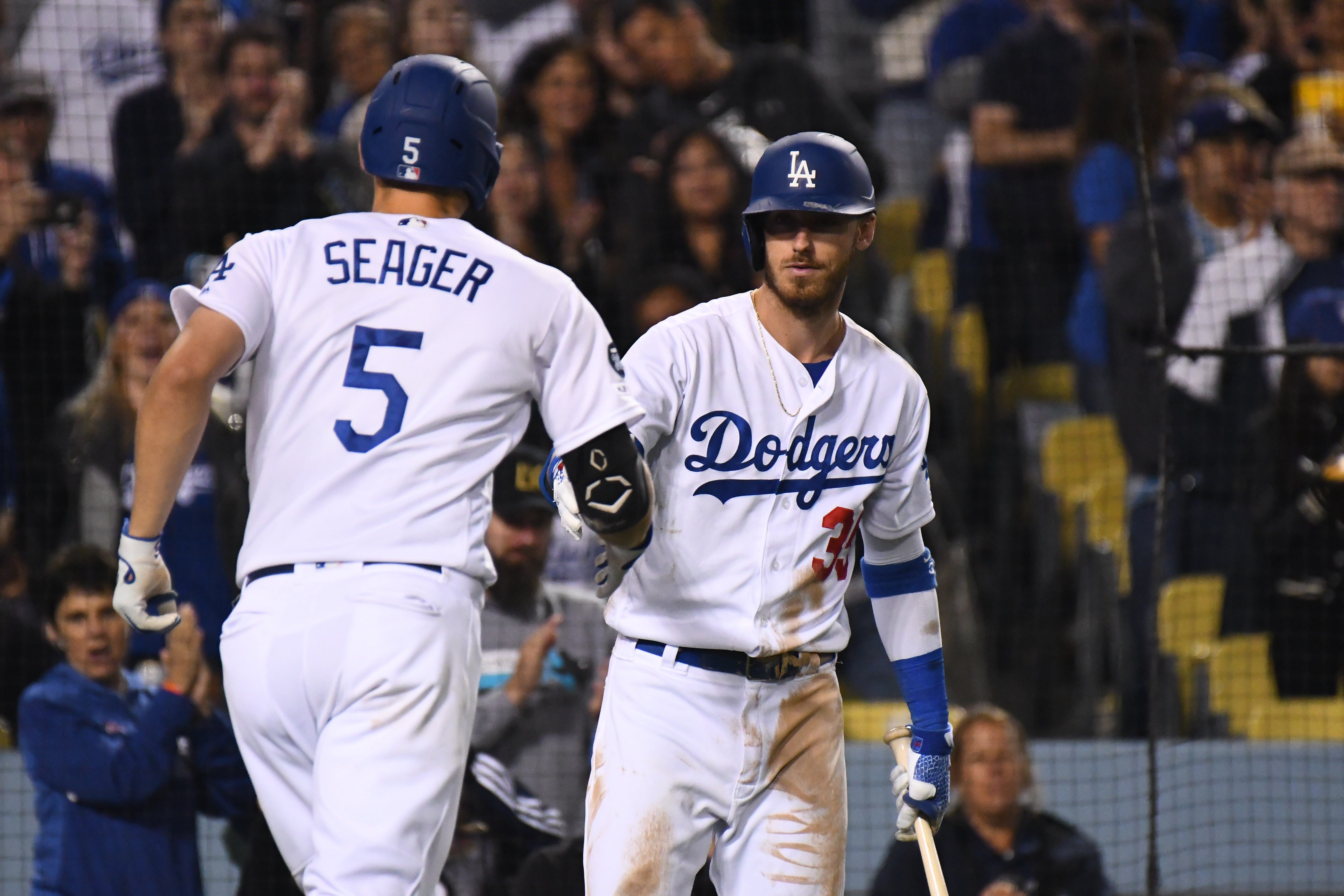 Dodgers avoid arbitration with five players - Dodger Insider