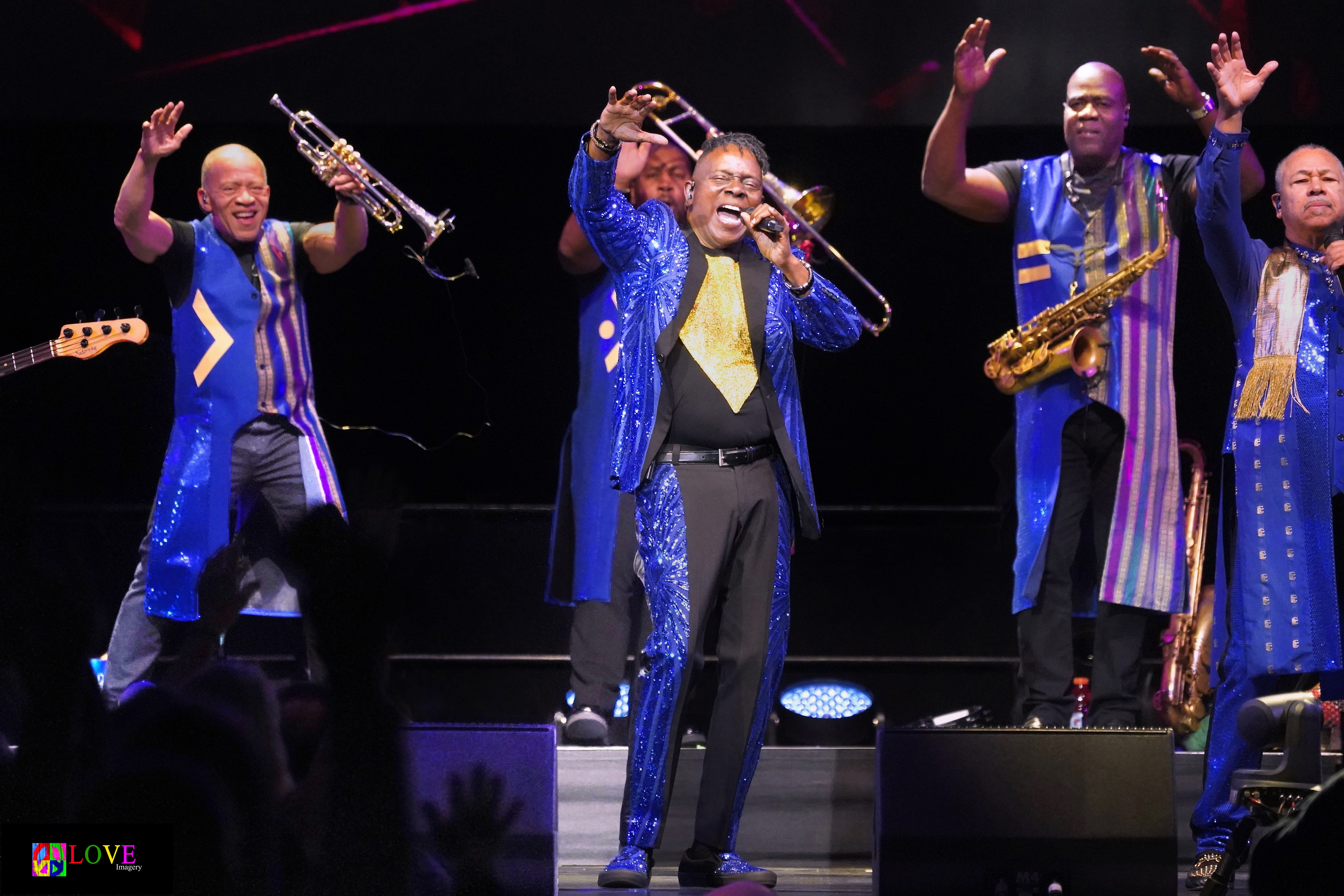 Earth Wind And Fire Live At The Hard Rock Hotel And Casino