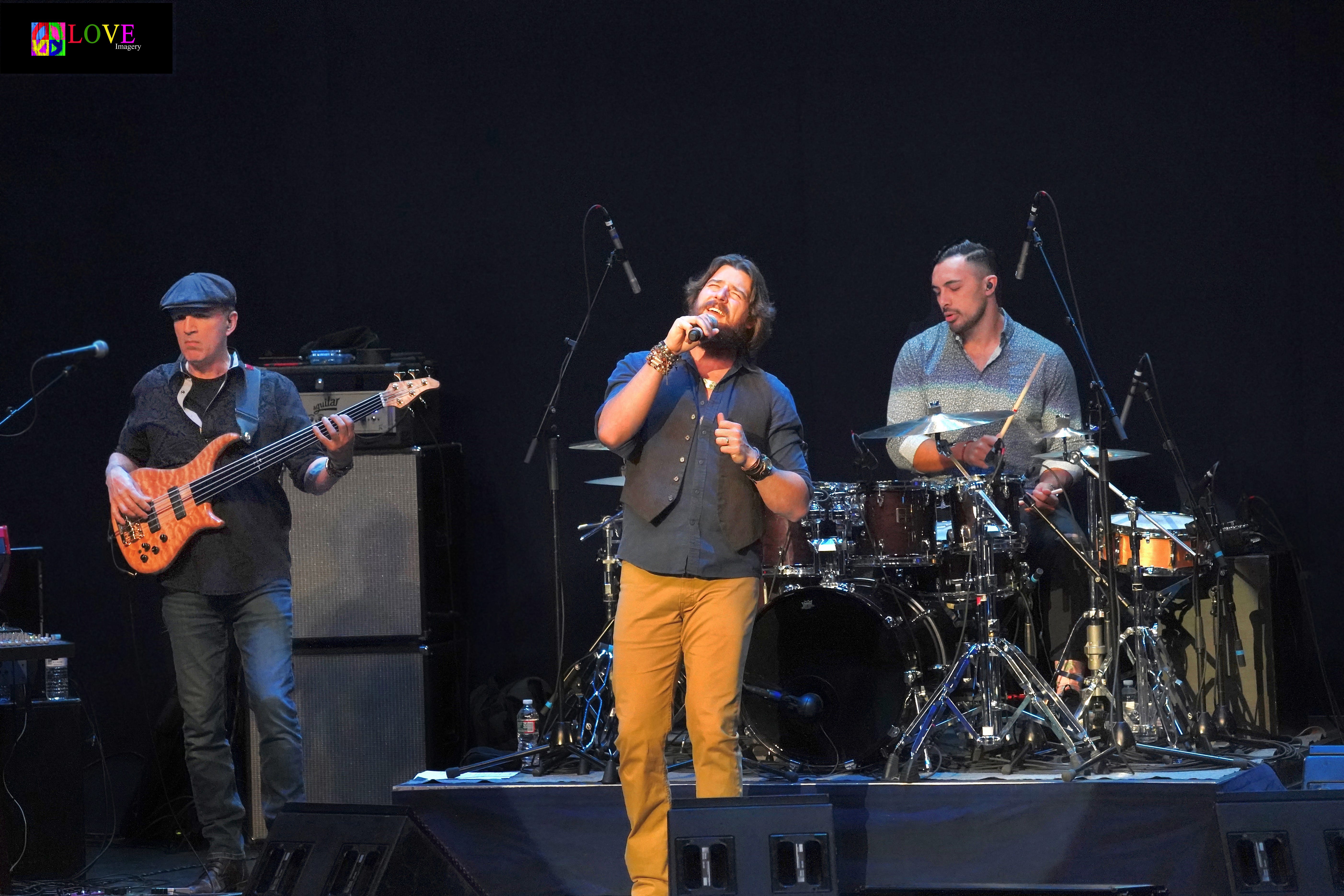 Blood Sweat And Tears Live At The Newton Theatre By Spotlight Central Spotlight Central Medium Blood Sweat And Tears Live At The Newton Theatre By Spotlight Central Spotlight Central Medium
