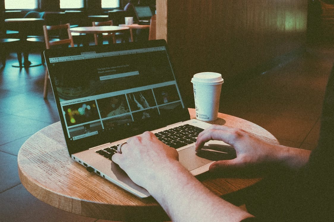 5 Hot Topics For Your Next ELearning Article By Yassin Marco Dec