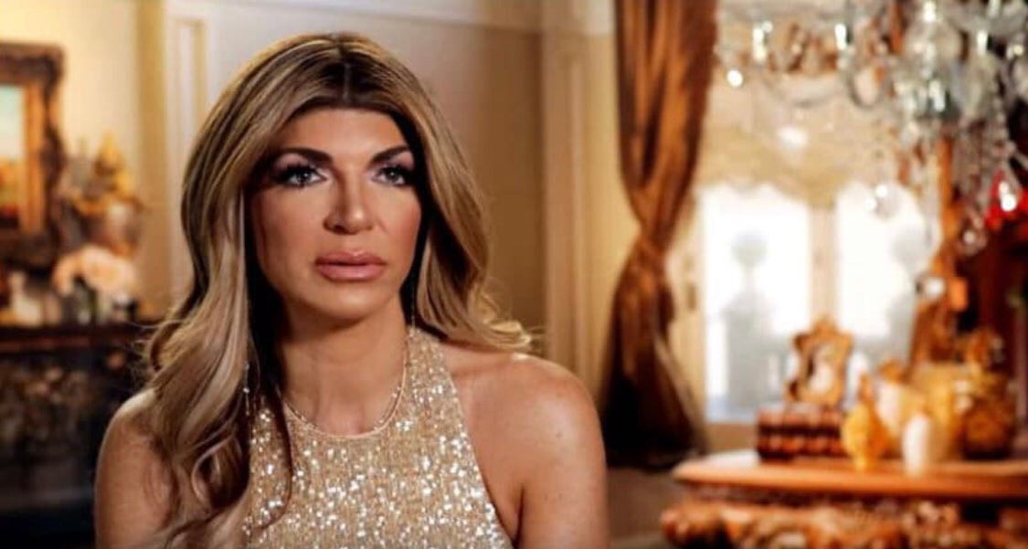Season 11 Episode 9 Drama And Digs By Ladies Of Twitter Medium