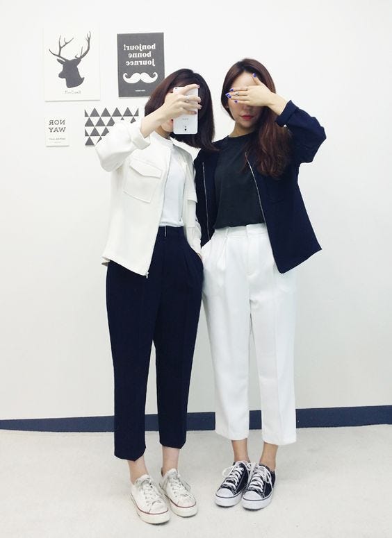 best friend twinning outfits