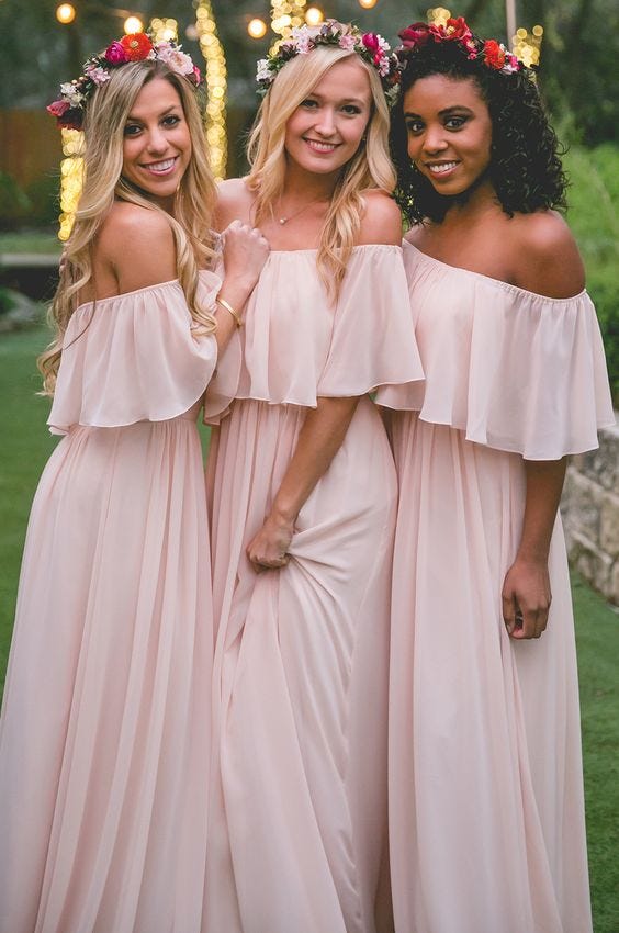 Inspirasi Model Seragam Bridesmaid yang 