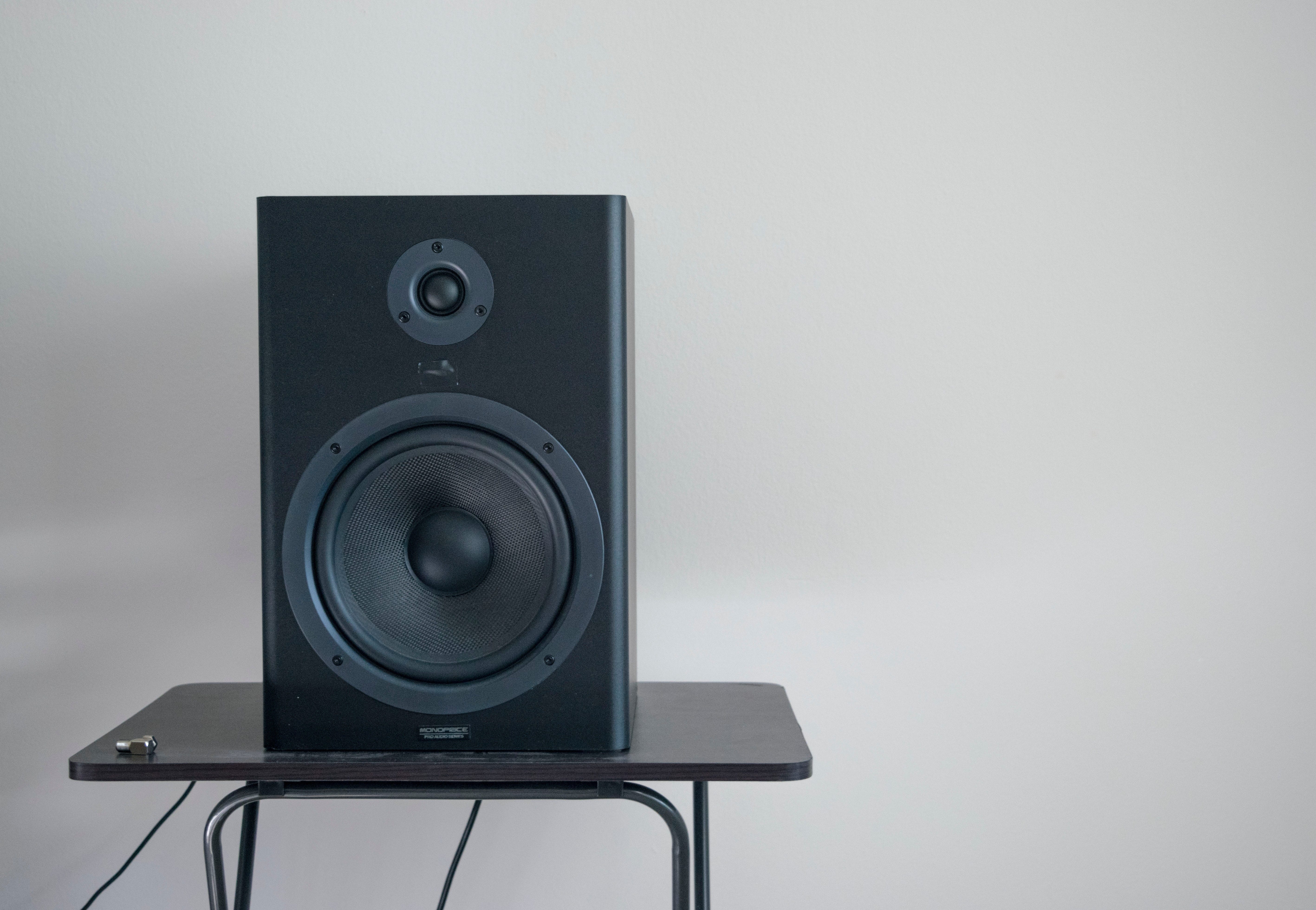 speaker stores