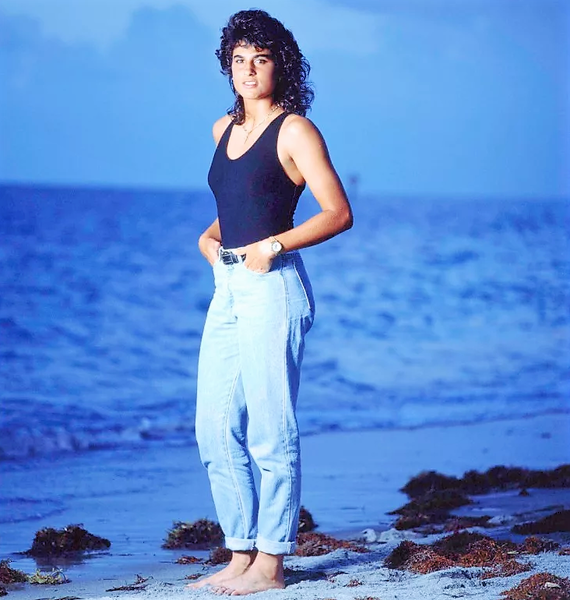 Hot Tennis Gabriela Sabatini More Than Years Have Passed As Does By Sportgis Medium