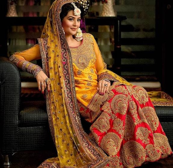 engagement dresses pakistani 2018