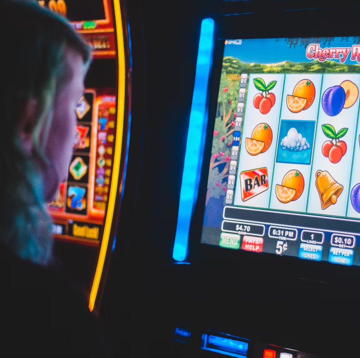 Your Personal Slot Machine — How design can hack your brain | by Josep  Ferrer | UX Collective