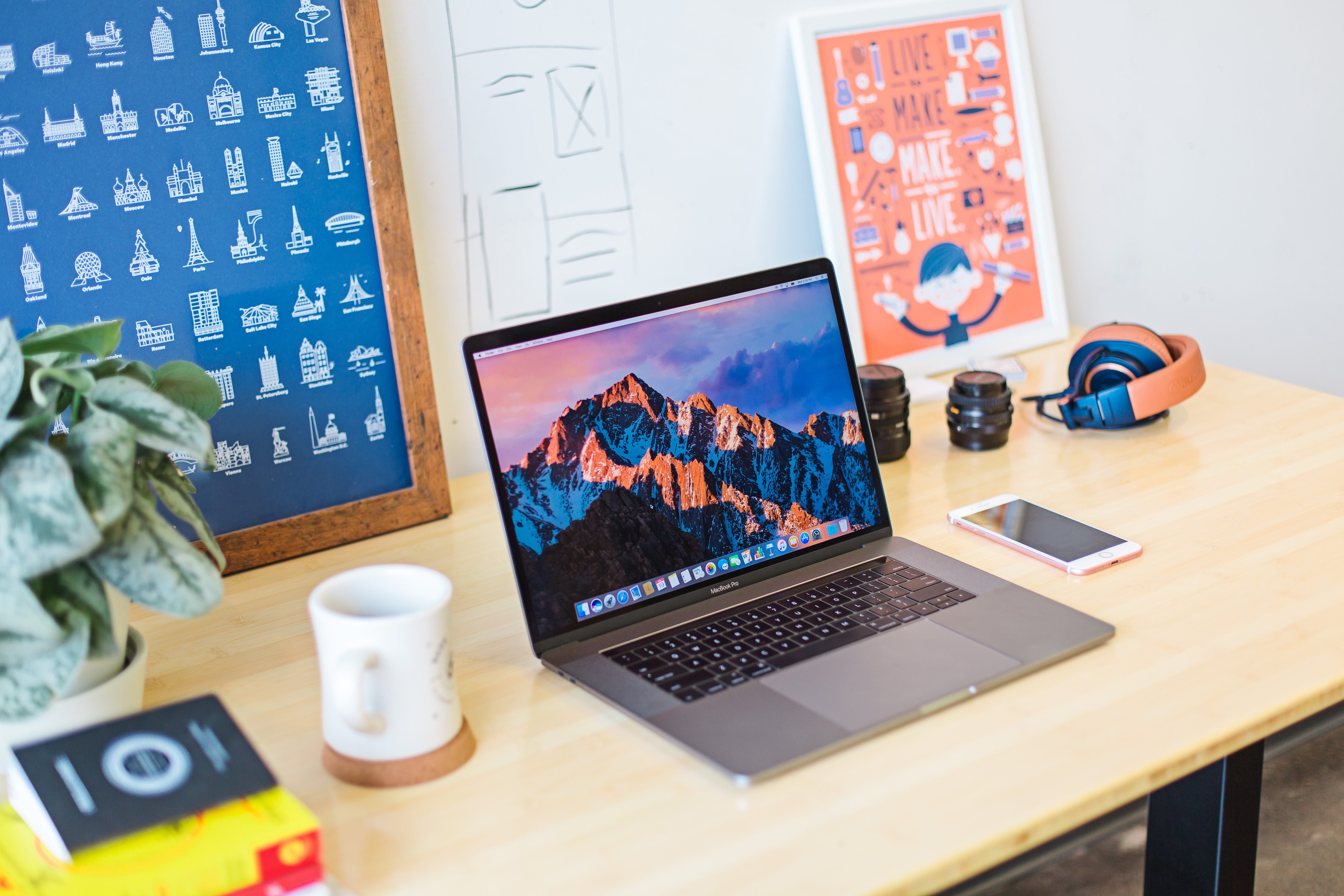 The Guide To Keeping Your Desk Clear Paper Planes