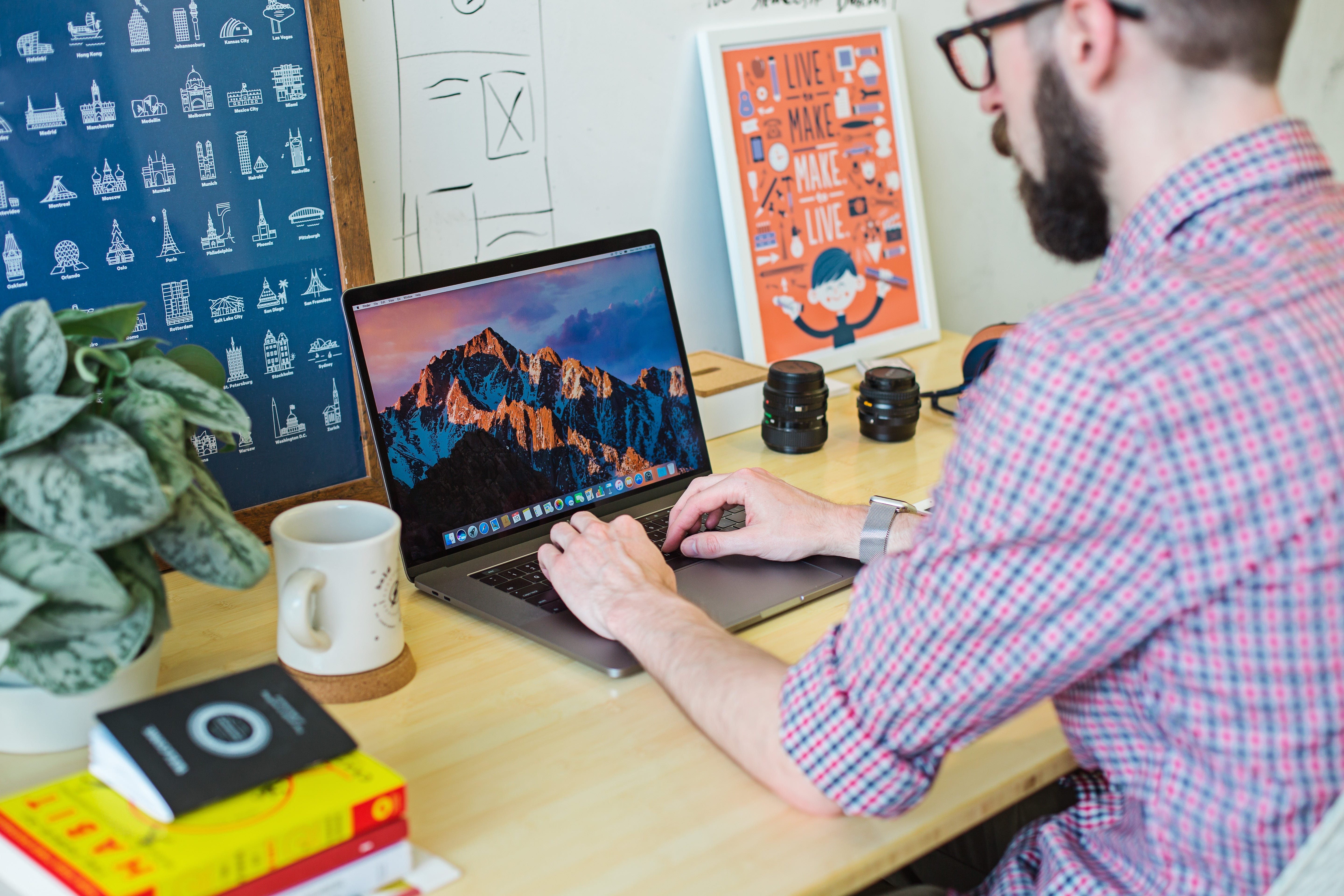 How to explain the difference between a UX and UI Designer to your boss ...