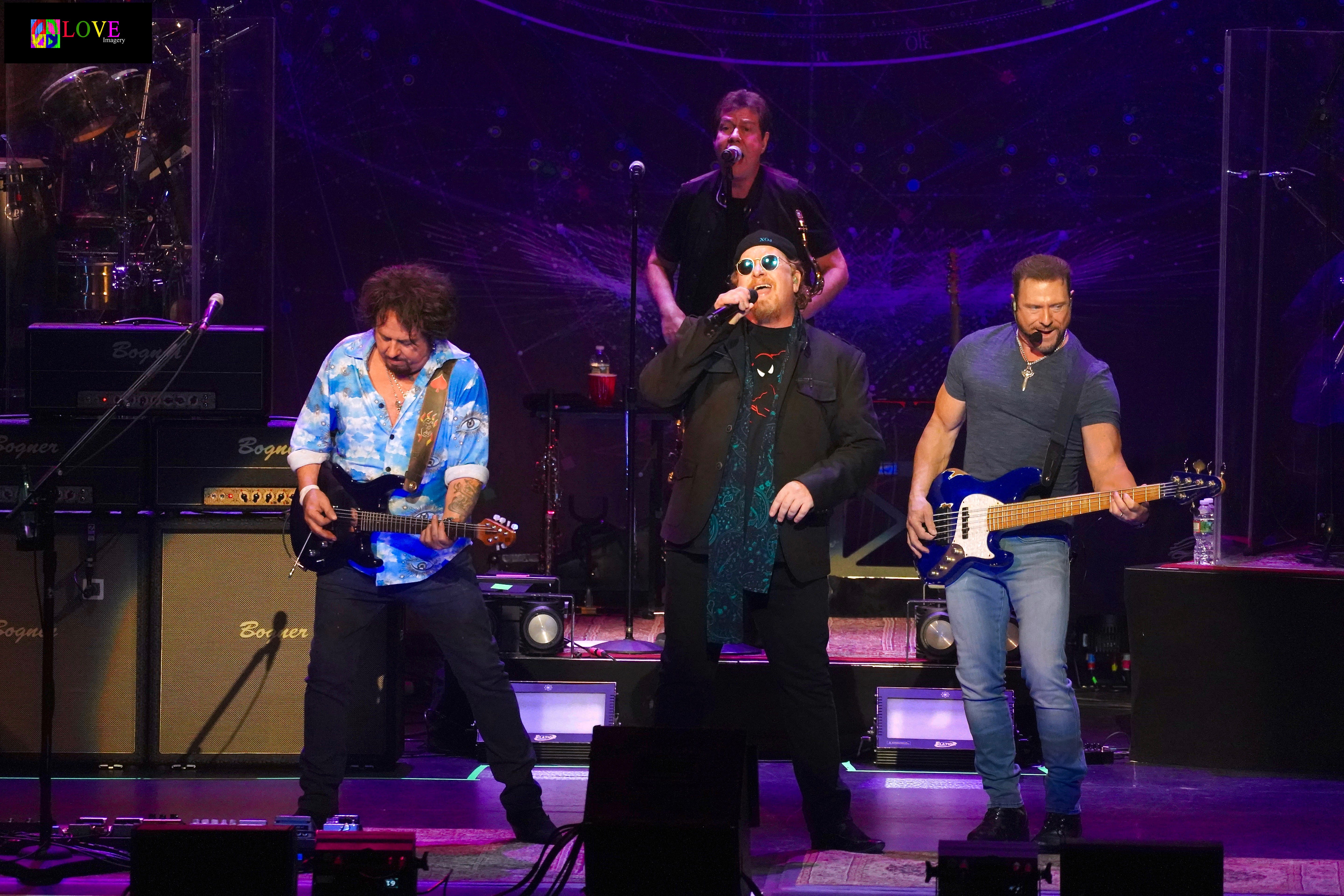 Freakin Amazing Toto Live At New Brunswick S State Theatre By Spotlight Central Spotlight Central Medium