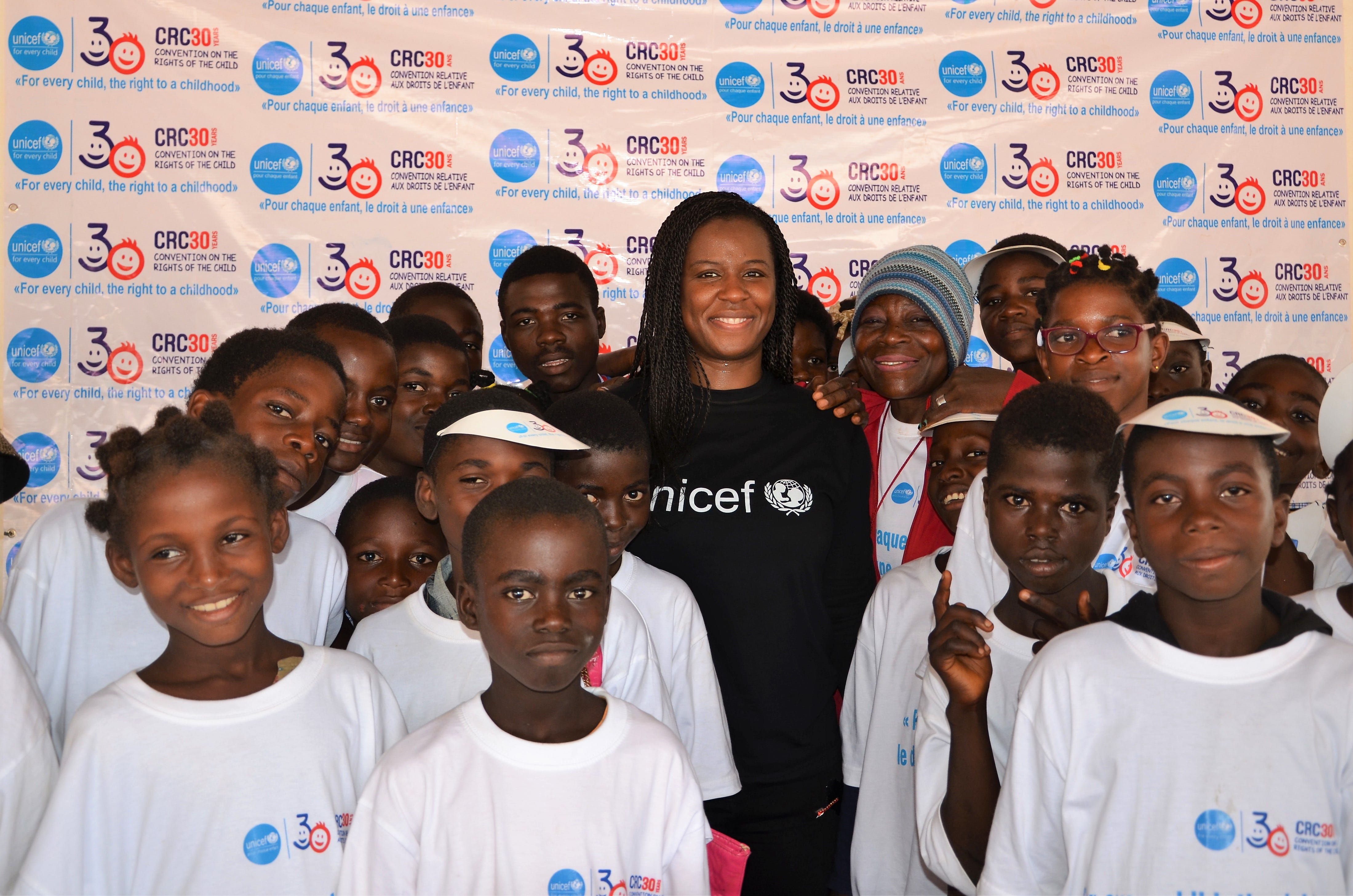 Journée De Lenfant Africain Au Cameroun Les Enfants Ont - 
