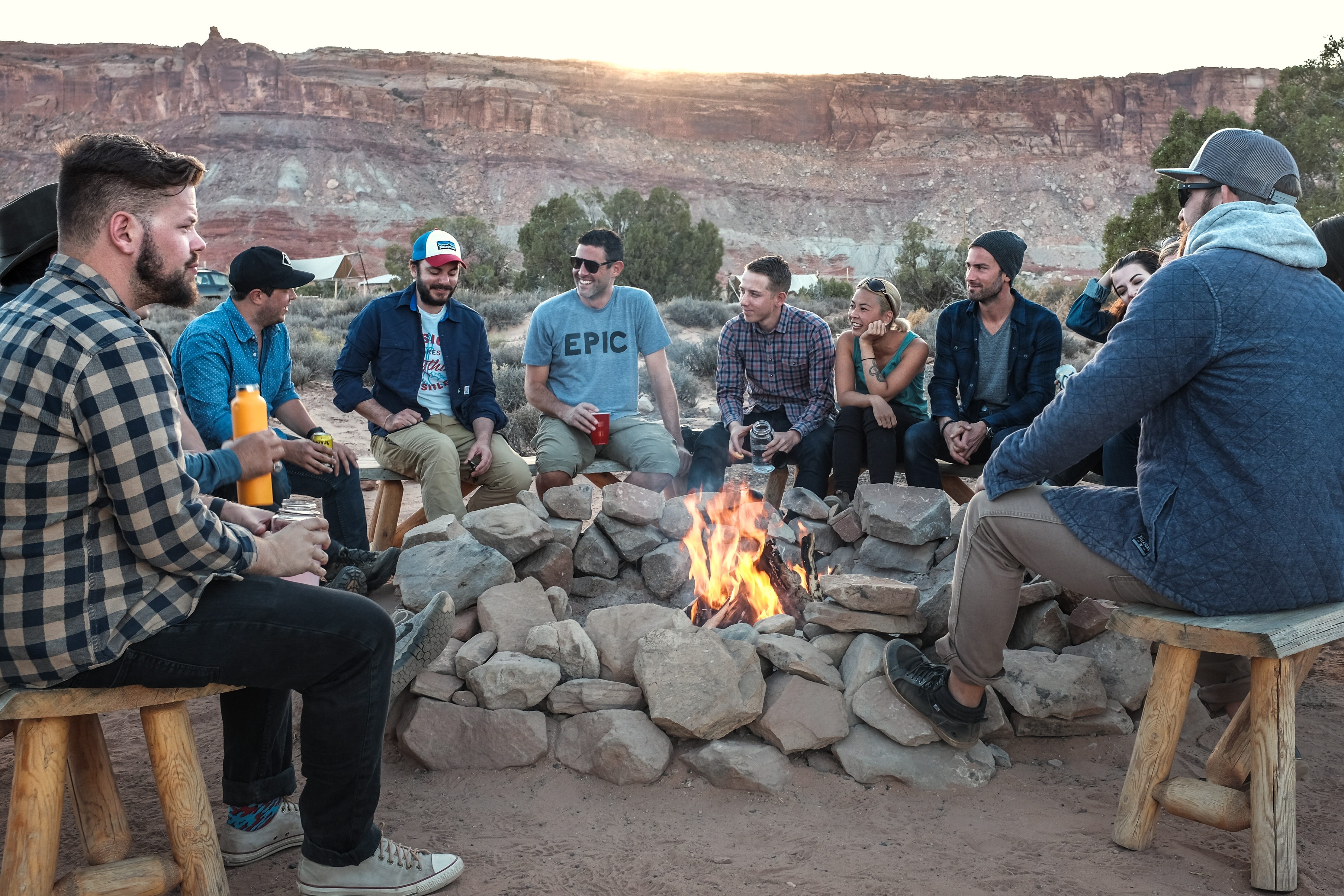 Plan Your Weekend Travel Trip And Earn Money Eventzzy Medium