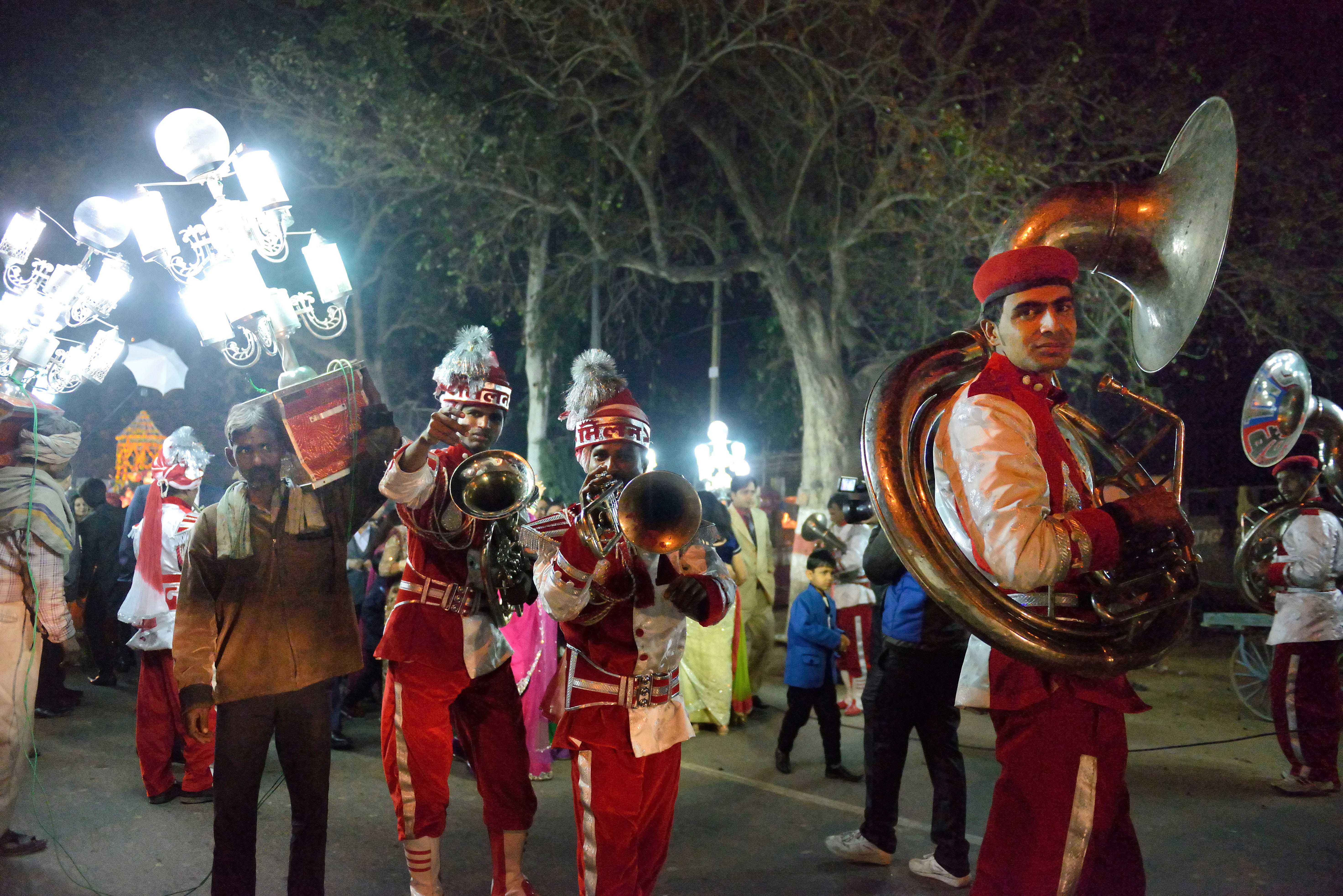 When A Big Fat Indian Wedding Costs Too Much Wedding Kits Help