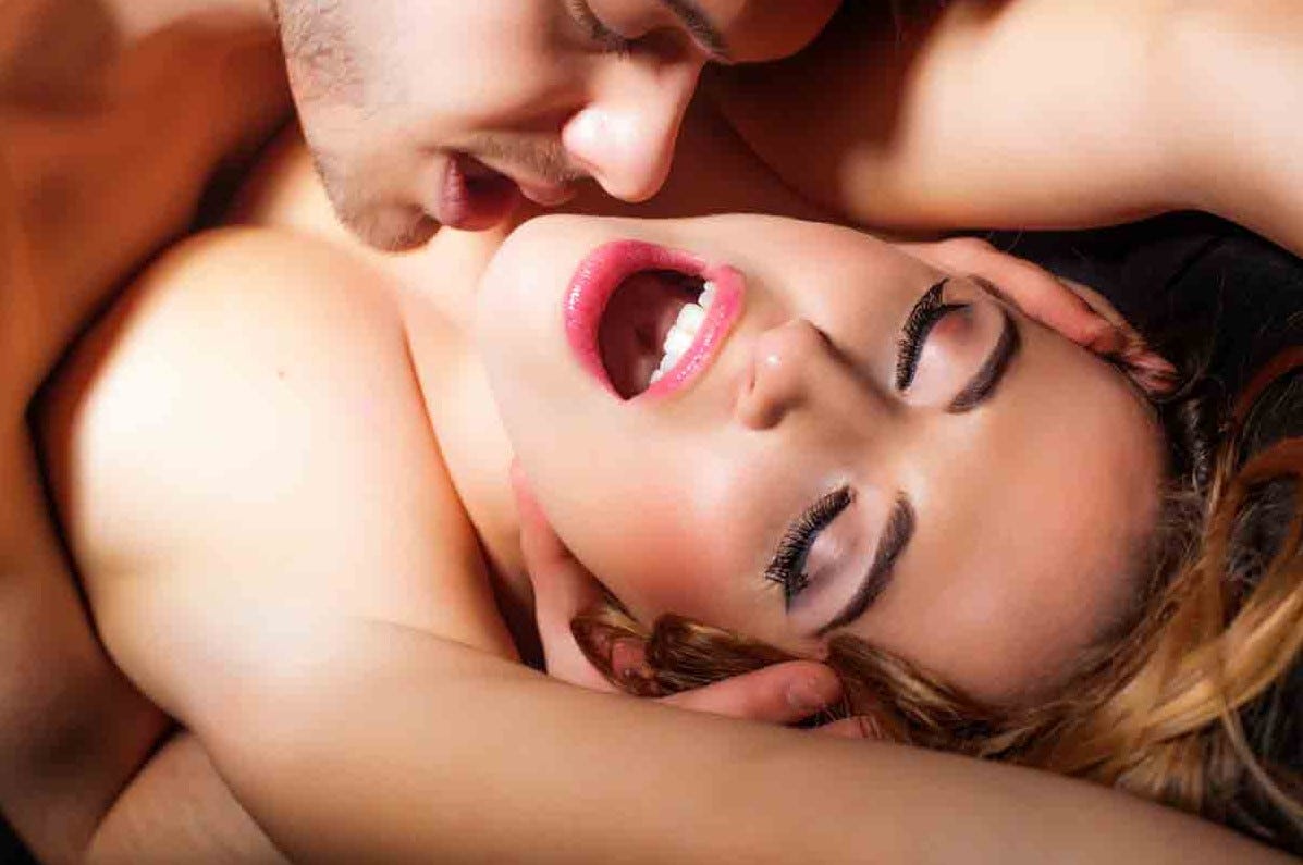 THIS sex position will bring you to orgasm at the same time by Jessica Medi...