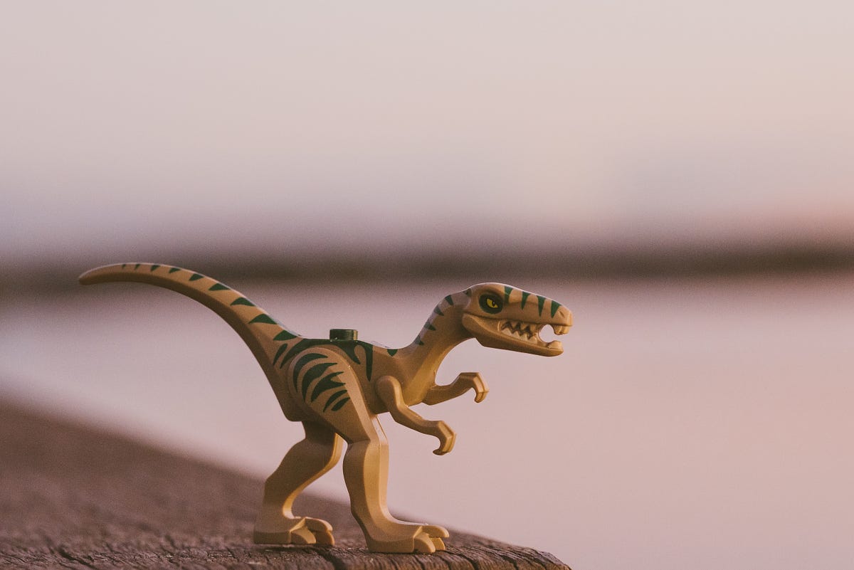 Lessons On Structure Jane Yolen S How Do Dinosaurs Series By Elizabeth Wilks Reading Deeply Medium