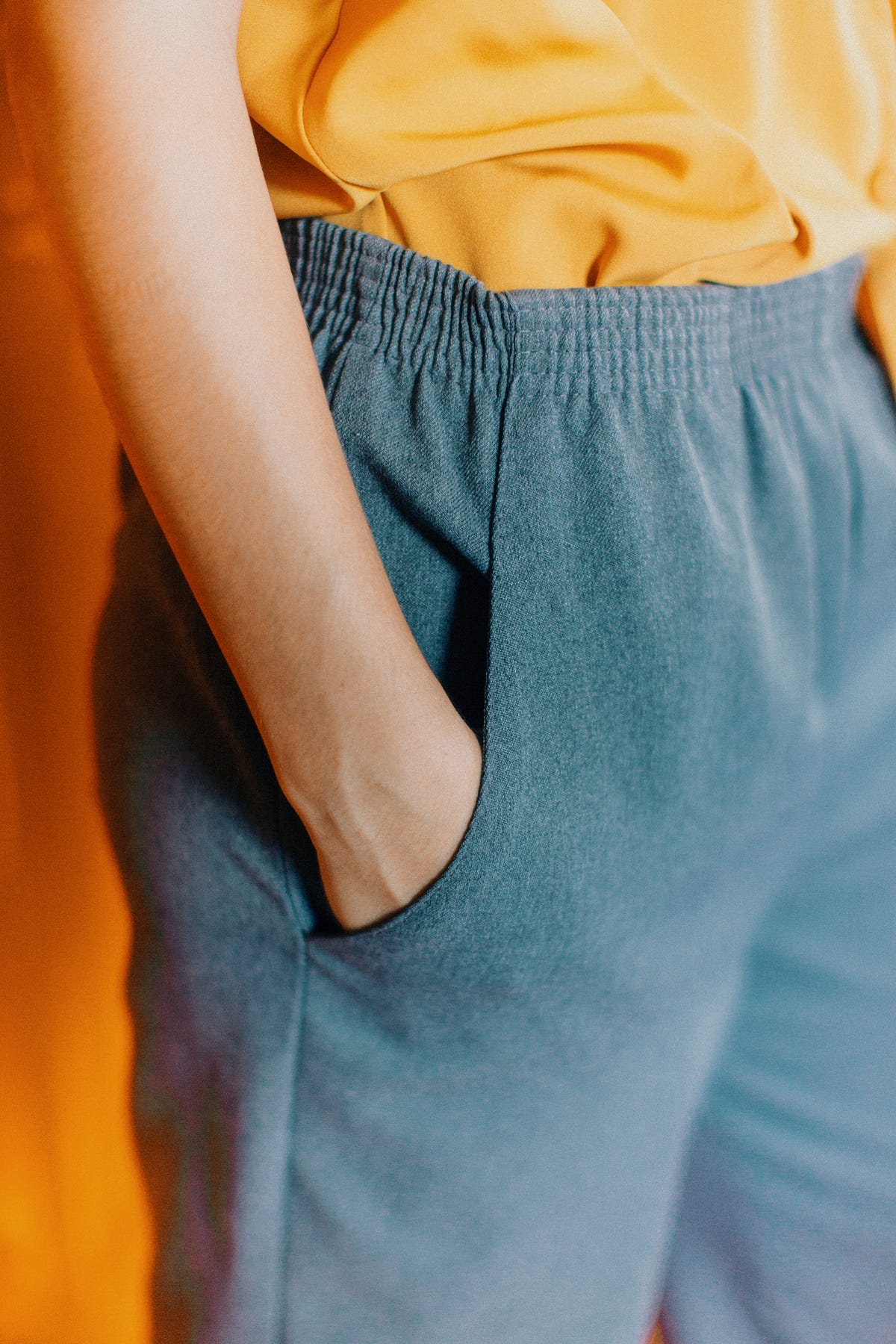 The True Reason Why Women's Clothing Lacks Functional Pockets