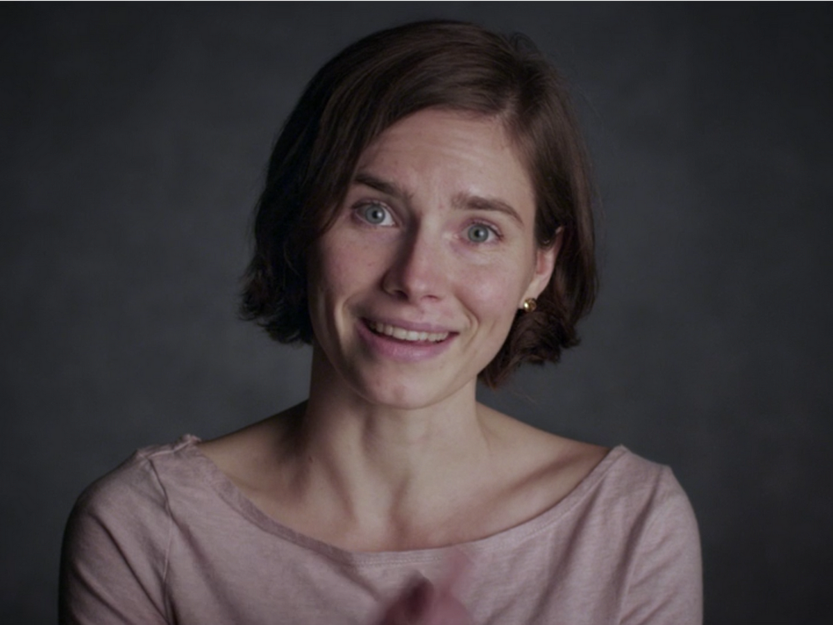 People believed Amanda Knox was capable of murder because of her 'craz...