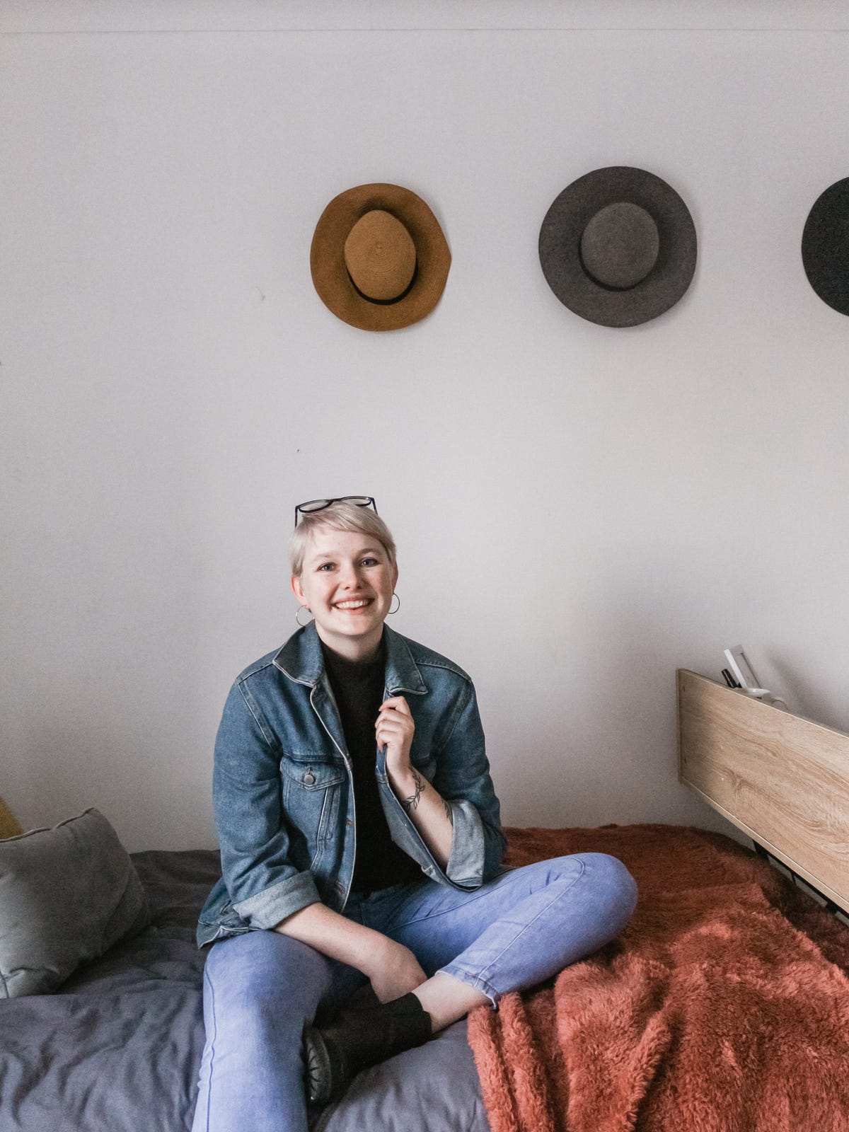 11 Good reasons for choosing to live alone | by Lindy Pegler | The