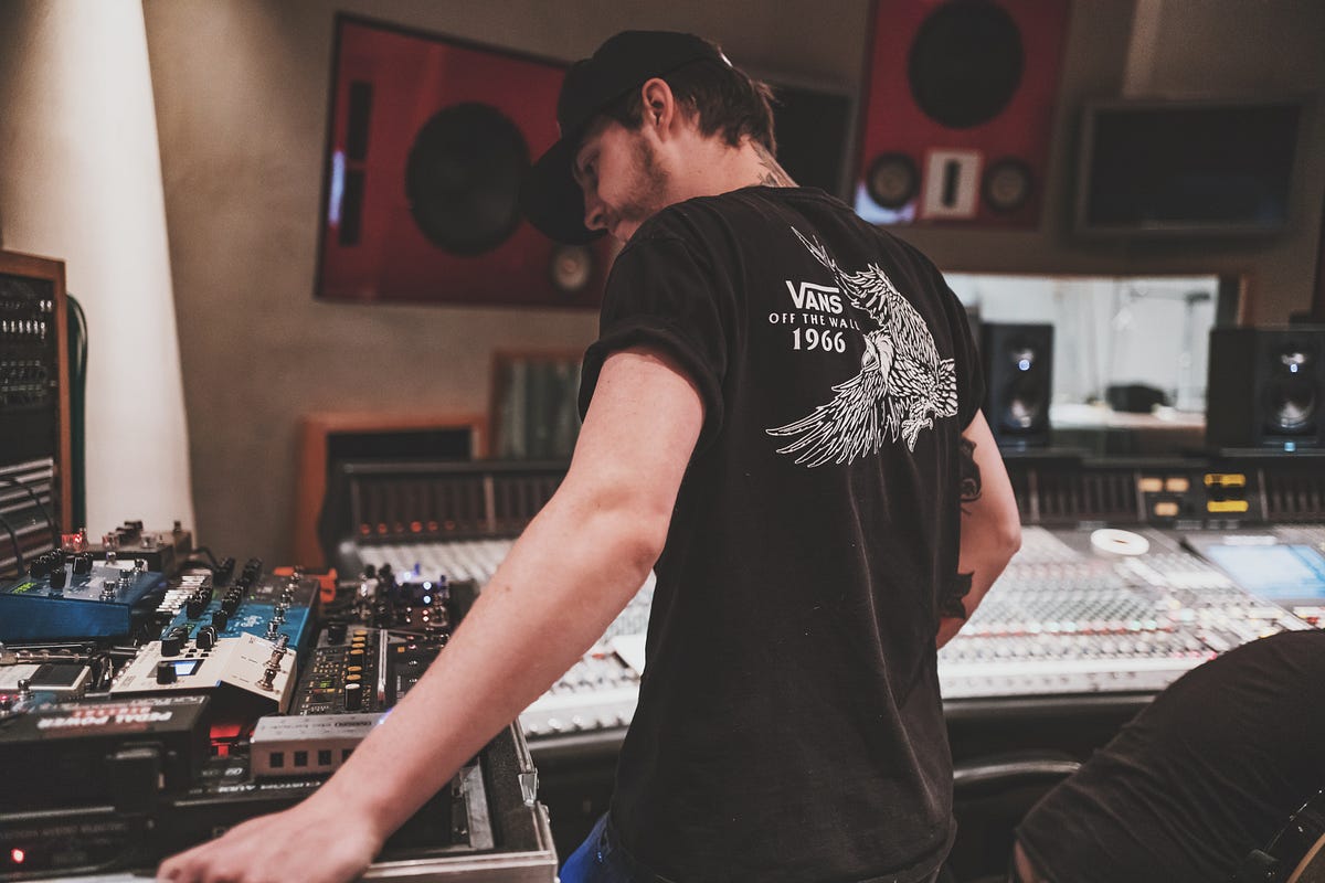 How Using Gross Beat Can Lead To Producers Making Better Beats by Armando Cruz Oct, 2022