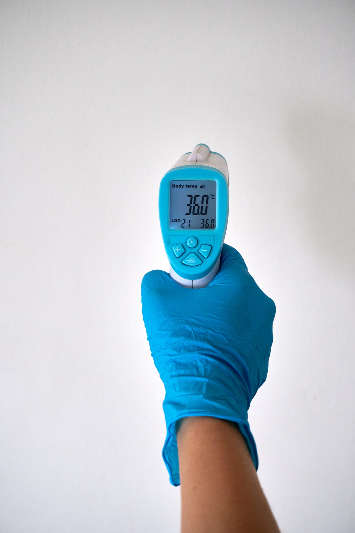 How Do Thermometer Guns Work Have You Ever Thought About It By Mansi Katarey Beingwell Medium