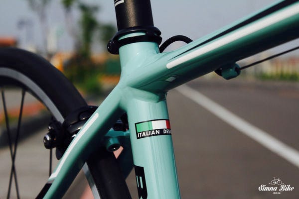 Bianchi Via Nirone 7 入門公路車介紹 Bianchi Via By Will Kuo Simnabike 官方部落格 Medium Bianchi Via Nirone 7 入門公路車介紹 Bianchi Via By Will Kuo Simnabike 官方部落格 Medium