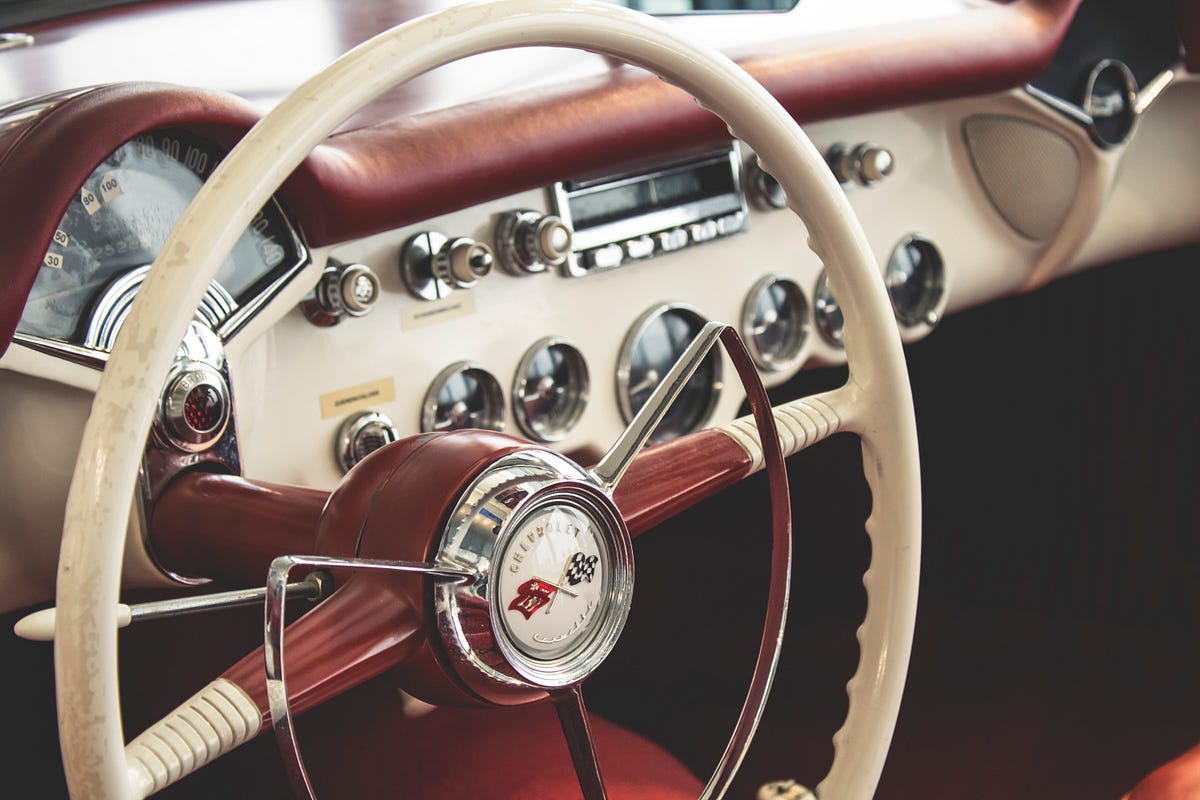 How the Greatest Salesman of All Time Sold 13,001 Cars in His Career | by  Toni Koraza | Better Marketing