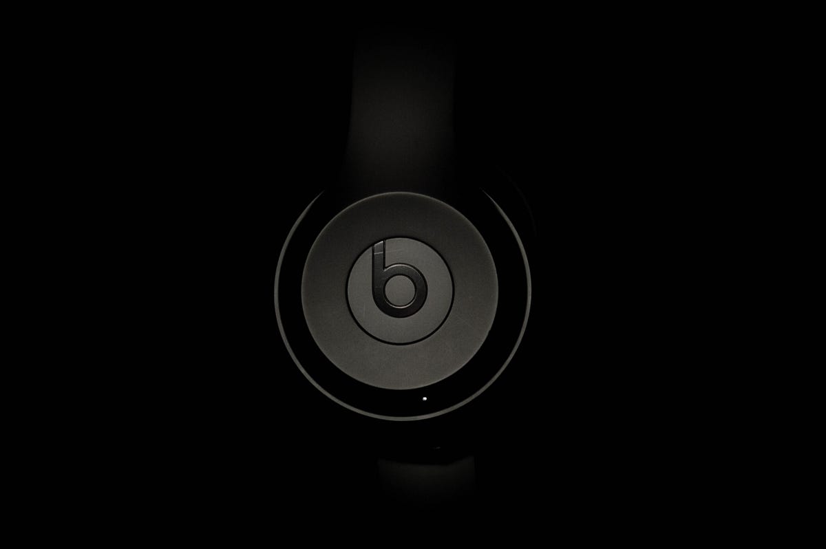 did apple buy beats by dr dre