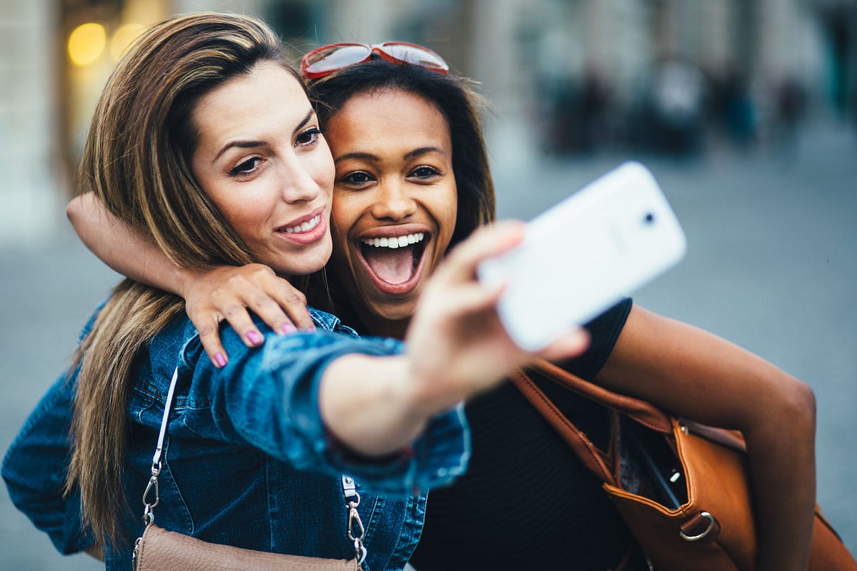10 Mobile Phones For The Selfie Lover.