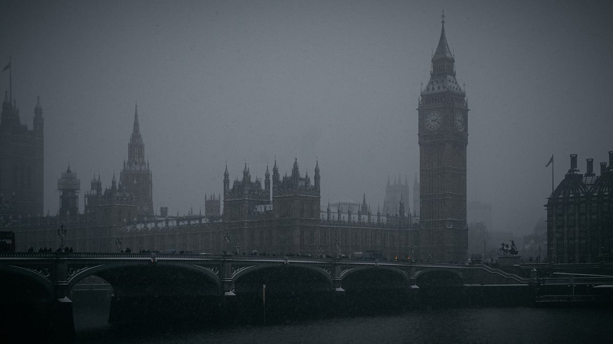 The Crown The Great Smog Of London History Of Yesterday