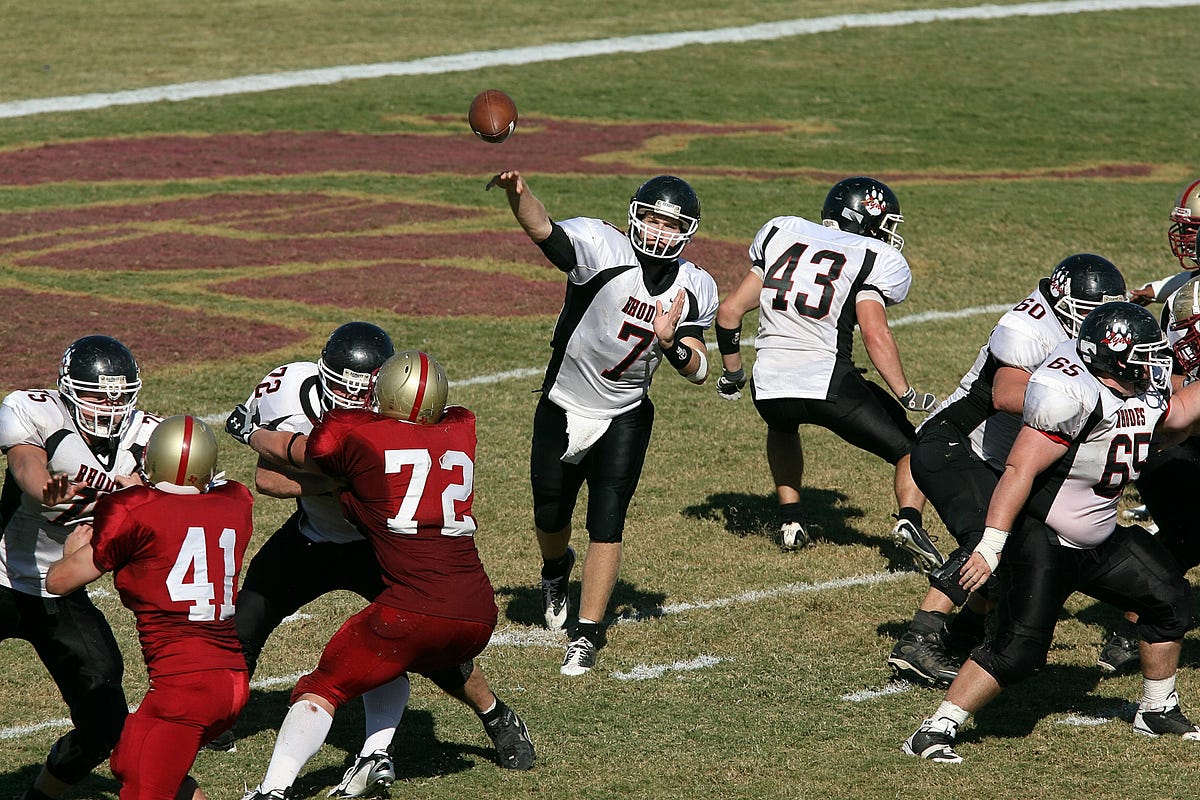 NFL’s All-Time Passing Leaders - SportsShorts100WordsOnly - Medium