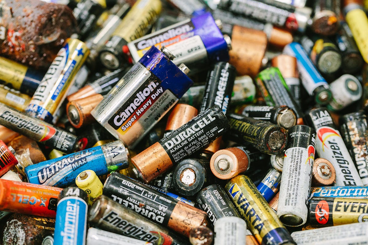 “Self-Charging Nano-Diamond Batteries” That Can Run An Electric Car For 90 Years? | by Glenn Rocess | Aug, 2020