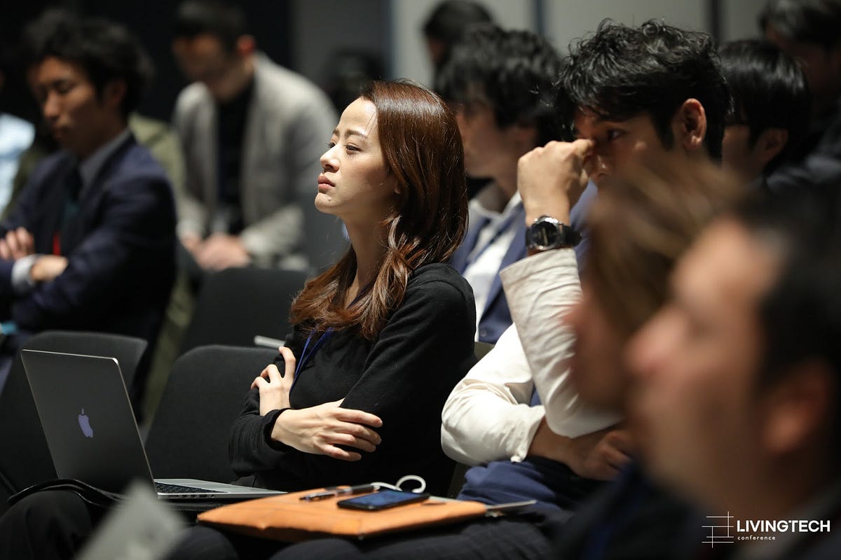 なぜ仕事で人が不幸になるのか 多くの人が自分の いま を分かっていない問題 By Livingtech運営事務局 Livingtech リビングテック Medium