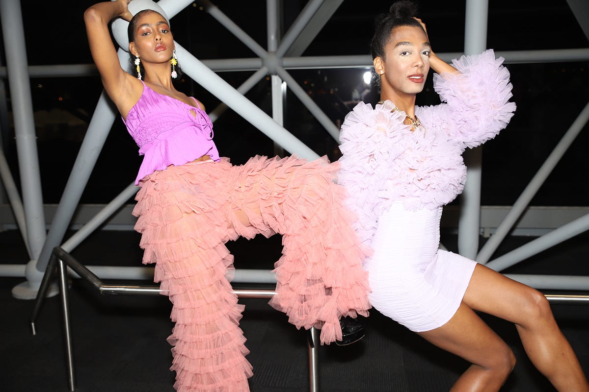 How to Find a Modeling Agency That Is Right For You by Frances Jane