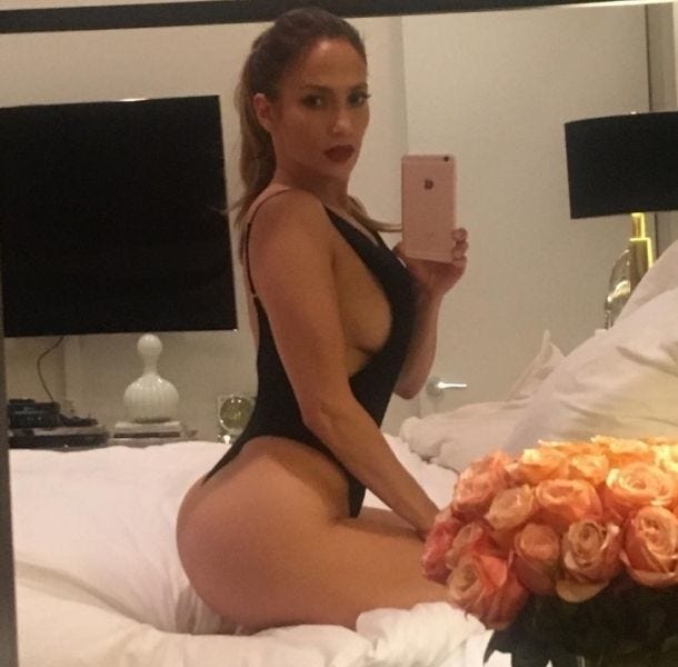 Jennifer aparece ropa interior Instagram | by El Mismo País | Medium