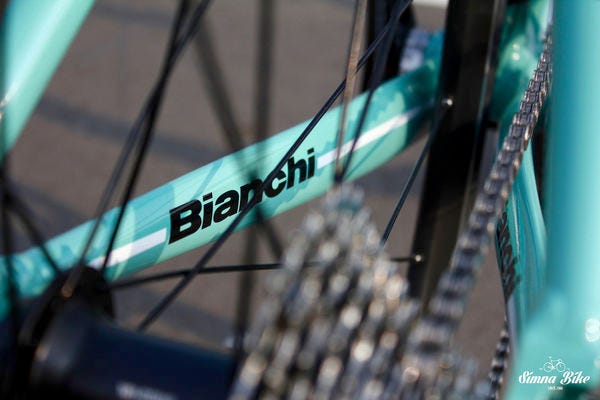 Bianchi Via Nirone 7 入門公路車介紹 Bianchi Via By Will Kuo Simnabike 官方部落格 Medium Bianchi Via Nirone 7 入門公路車介紹 Bianchi Via By Will Kuo Simnabike 官方部落格 Medium