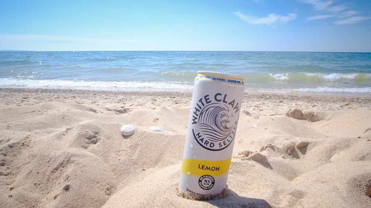 the-laws-of-marketing-that-launched-white-claw-to-success