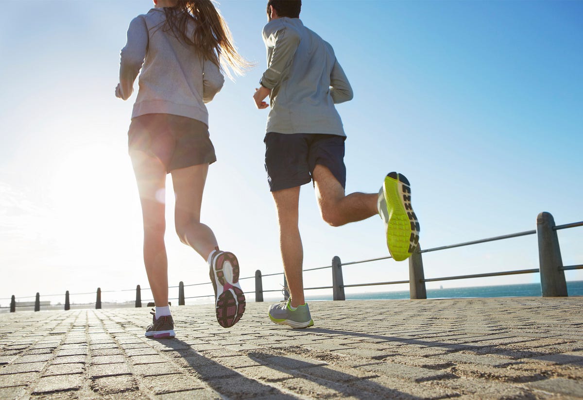 Jogging vs walking vs gym workouts — goal setting to strengthen your